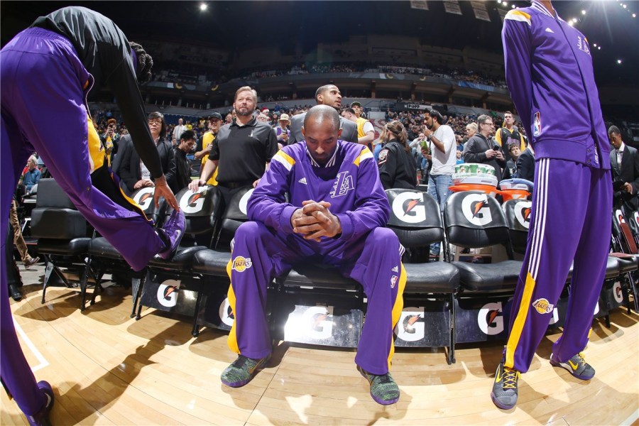 独领风骚，目前欧冠前8球队英超占4席，其余四大联赛各出1队（欧冠八强英超四席领跑，其余四大联赛各仅一队在列）