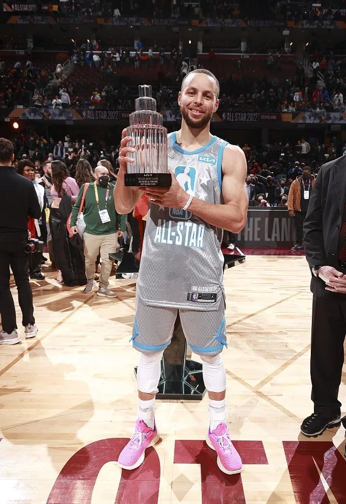 吴曦：在场上不知道其他场次的结果，现在只有做好自己（吴曦：场上不知他场赛果，唯有专注打好自己）