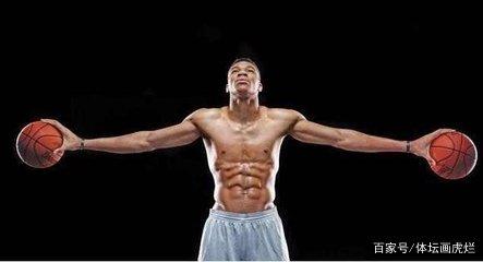 菲尔-琼斯预测欧冠第4轮：利物浦主场不敌皇马，曼城胜多特（菲尔-琼斯欧冠第4轮前瞻：皇马客场拿下利物浦，曼城力克多特蒙德）