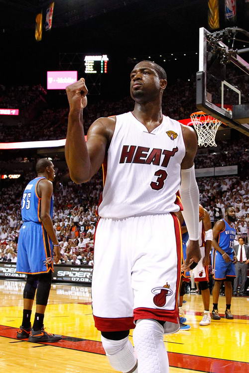 21世纪五大联赛外场球员出场时间榜：C罗、拉莫斯、梅西前3（21世纪五大联赛外场球员出场时长排行：C罗、拉莫斯、梅西位居前三）