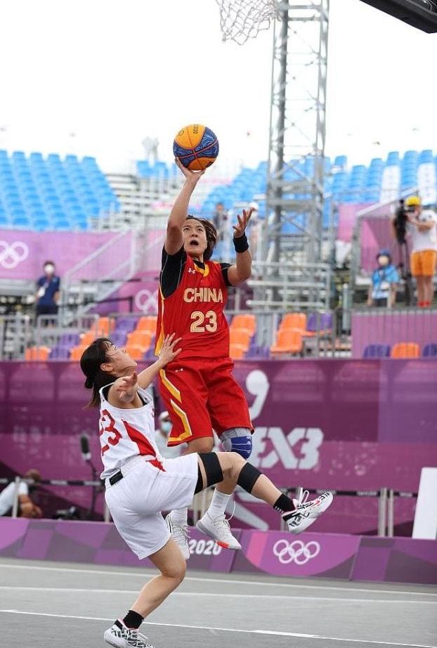 太攀蛇官方：队内得分王麦克维由于孩子出生，缺席今日对阵老鹰（太攀蛇官宣：麦克维喜得贵子，将缺席今日与老鹰之战）