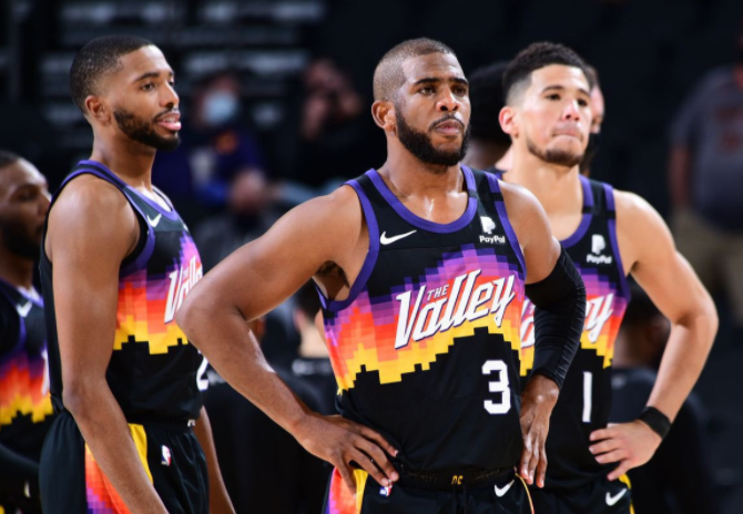 布拉格中场：很难找到枪手的弱点，若想进攻就不该担心被反击（布拉格中场：枪手难觅弱点，若要主动进攻就别惧反击）