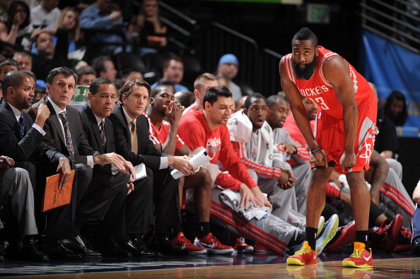 皇马vs曼城半场数据：射正1-5，控球率曼城领先（半场战报：皇马射正1比5落后，曼城控球占优）