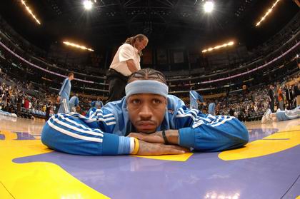 费利佩：这个赛季很遗憾在关键时候犯了错误，要好好总结（费利佩：关键时刻失误成憾，赛季需认真复盘）